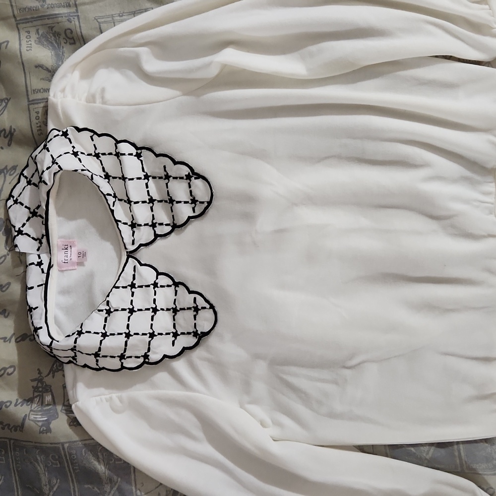 Never worn long sleeve blouse for girls SIZE 10 - Picture 2 of 4